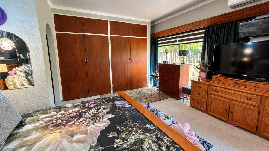 3 Bedroom Property for Sale in Flamwood North West
